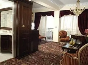 Santa Beach Hotel Θεσσαλονίκη 4*,